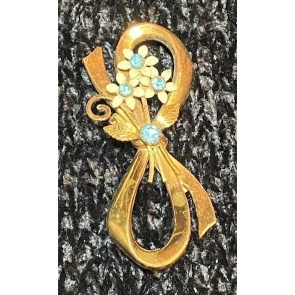 Vintage Gold Tone Ribbon Bow Brooch White Enamel Blue Rhinestone‎ Floral Pin